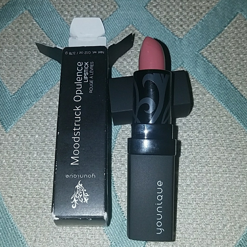 Moodstruck Opulence Lipstick